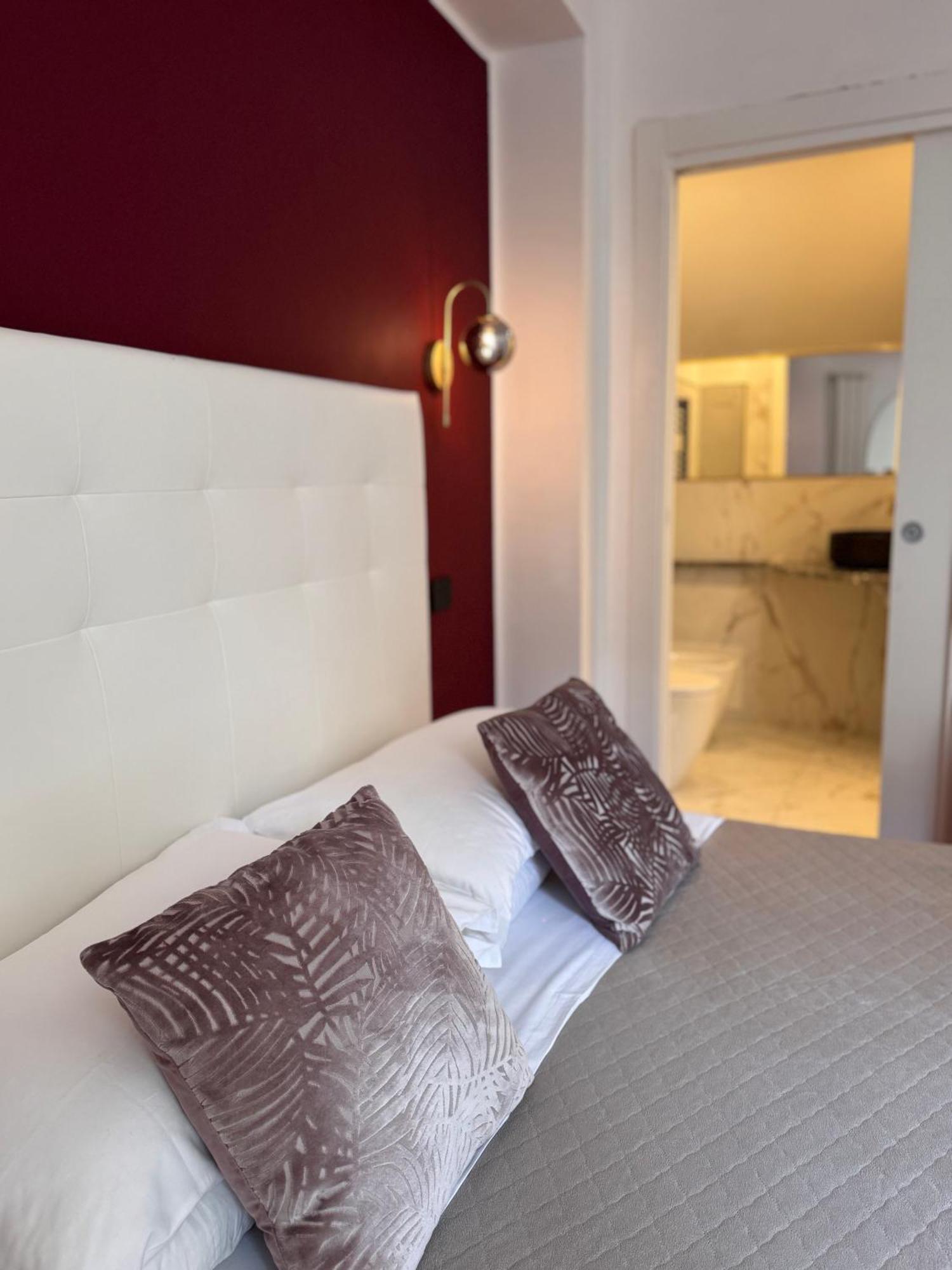 Taorminas Sun Central Boutique Guesthouse & Suites Exterior photo