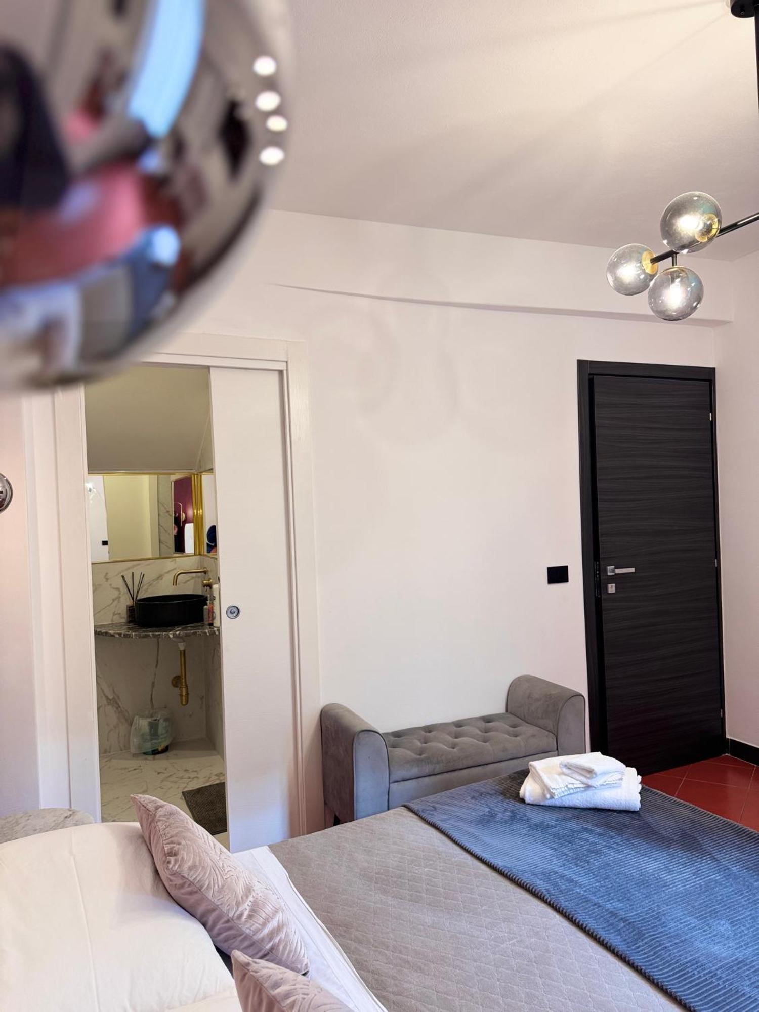 Taorminas Sun Central Boutique Guesthouse & Suites Exterior photo